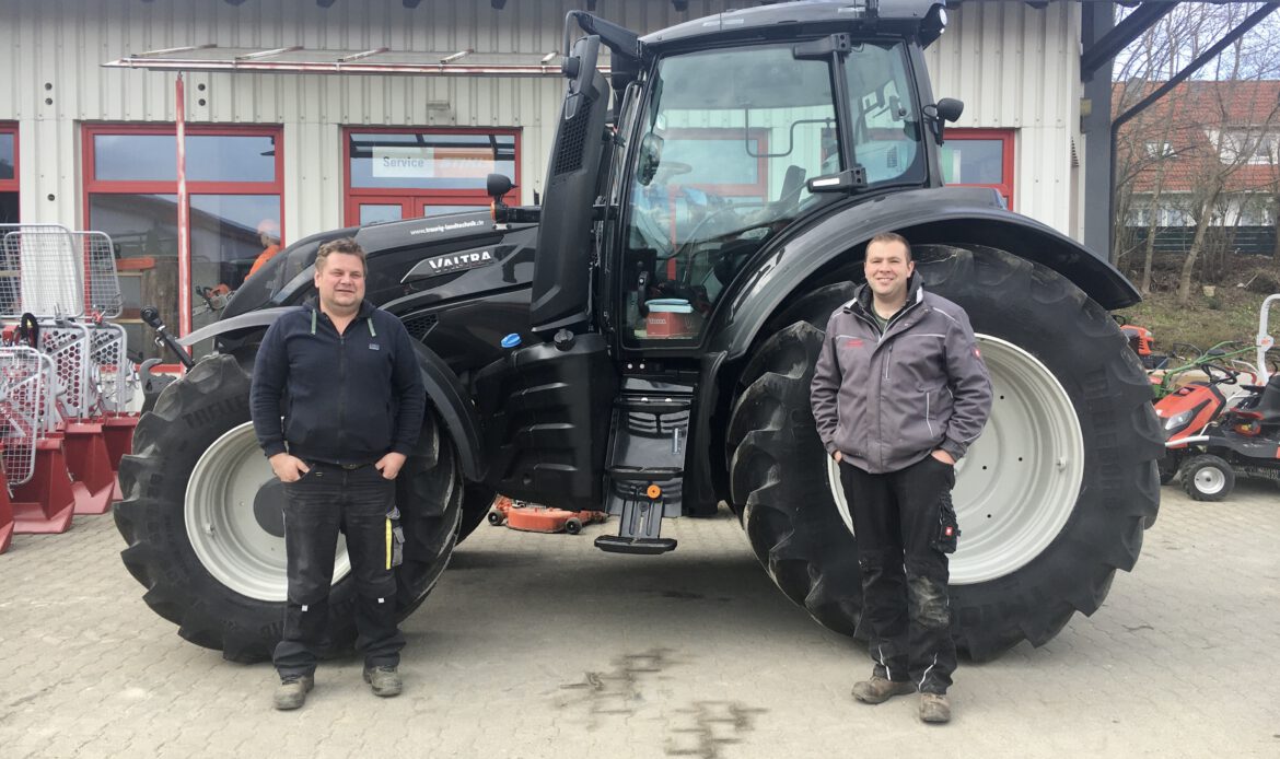 valtra_schlepper_t234d