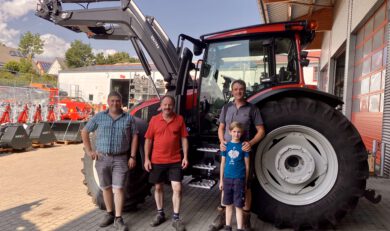 valtra_schlepper