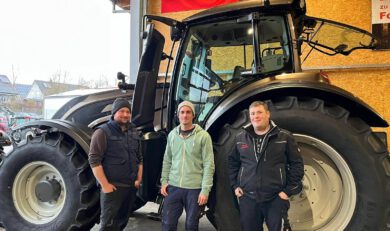 Valtra Schlepper T215D