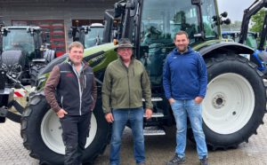 Valtra Schlepper G105A