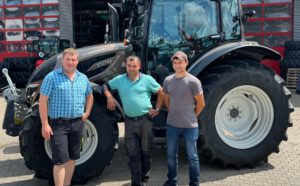 Valtra Schlepper A105H4