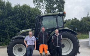 Valtra-Schlepper N175D