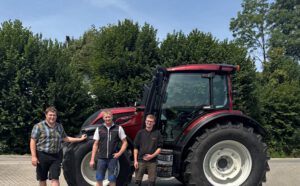 Valtra Schlepper N155A